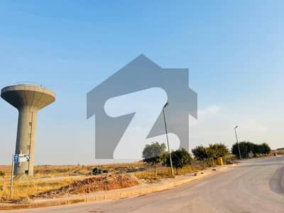 بحریہ انکلیو - سیکٹر ایف بحریہ انکلیو,بحریہ ٹاؤن,اسلام آباد میں 1 کنال رہائشی پلاٹ 3.85 کروڑ میں برائے فروخت۔