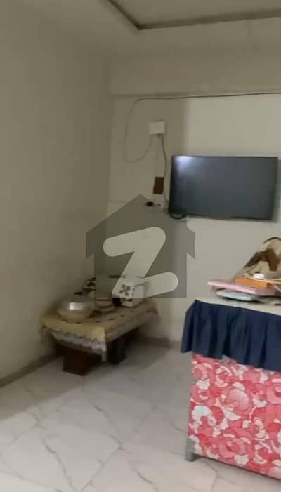 1000 Sq. Ft 2 Bed Lounge Flat for Sale in Asian Tower 4th Floor