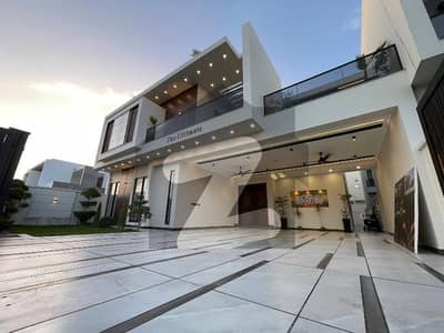 17.5 Marla Most Luxurious Ultra Modern Park Facing House Available For Sale