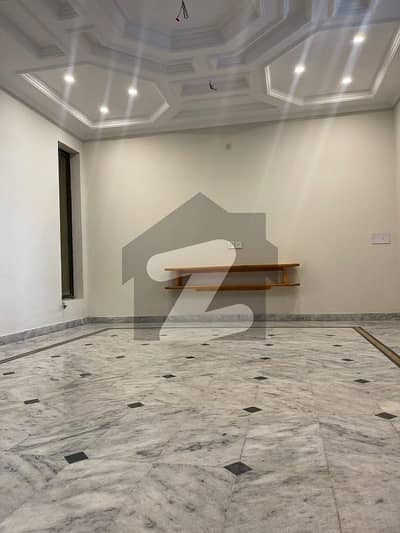 10 Marla Double Story House available For Sale in Pakistan Town phase 1 owner built