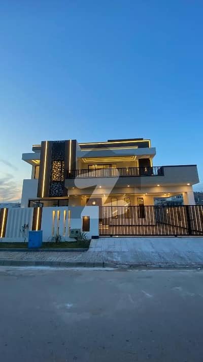 1 Kanal Brand New Beautiful Single Unit House