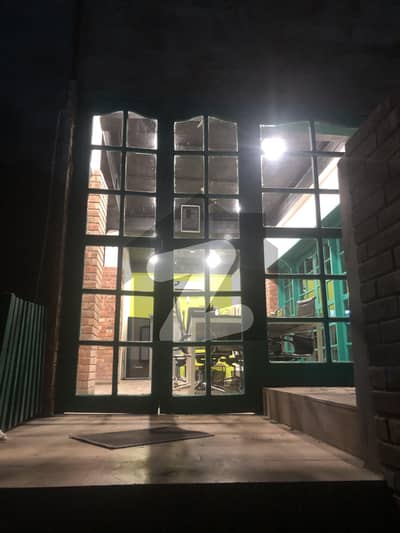 پی ای سی ایچ ایس بلاک 2 پی ای سی ایچ ایس,جمشید ٹاؤن,کراچی میں 11 مرلہ Studio دفتر 3.2 لاکھ میں کرایہ پر دستیاب ہے۔