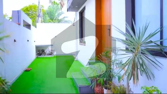 پی ای سی ایچ ایس بلاک 6 پی ای سی ایچ ایس,جمشید ٹاؤن,کراچی میں 4 کنال Studio مکان 40.0 لاکھ میں کرایہ پر دستیاب ہے۔