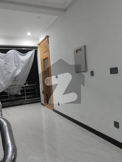 upper Portion for rent