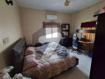 فیڈرل بی ایریا کراچی میں 4 کمروں کا 16 مرلہ مکان 7.5 کروڑ میں برائے فروخت۔