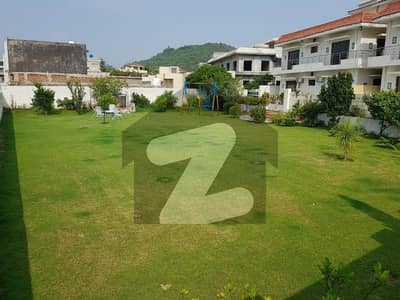 Plot Available For Sale At Prime Location