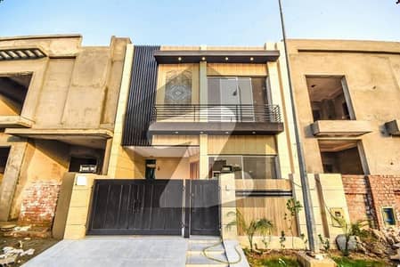 5 MARLA ELEGANT AND FULLY MAINTAINED SUPER HOT LOCATED BUNGALOW IS AVAILABLE IN THE BEST BLOCK OF DHA LAHORE.