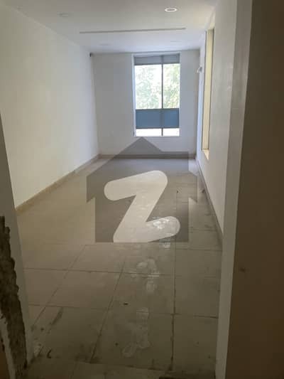 گجّومتہ لاہور میں 2 کنال Studio گودام 7.5 لاکھ میں کرایہ پر دستیاب ہے۔