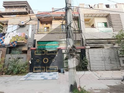 Prime Location Al Rehman Phase 2 - Block H House Sized 3 Marla For Sale