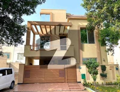 Vip 08 Marla Luxury Non Furnished House Available For Rent In Bahria Town Lahore
