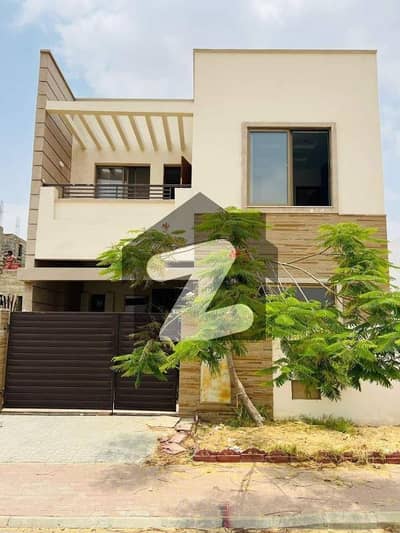 Luxurious Villa Available For Sale In Bahria Town Karachi