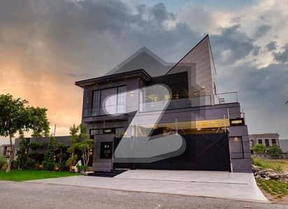 Vip 1 Kanal Brand New Luxury House Available For Sale In Bahria Town Lahore