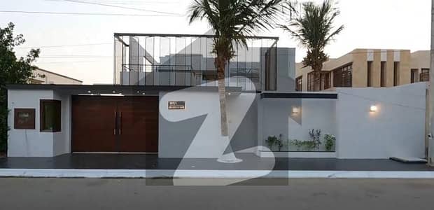 Unoccupied House Of 666 Square Yards Is Available For sale In DHA Defence