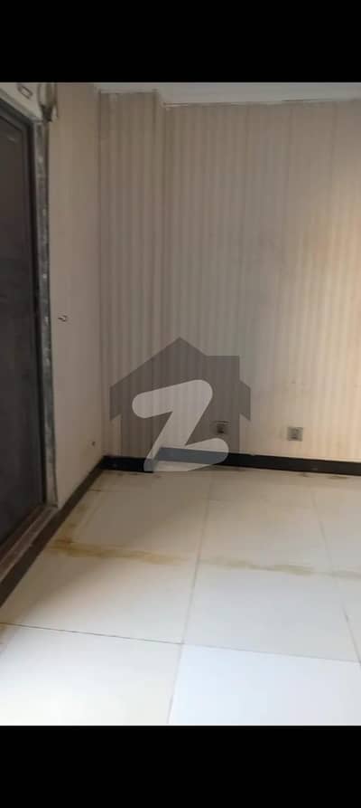 Flat For Rent In Midway Commercial