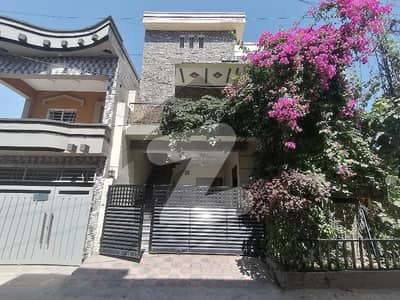 گلریز ہاؤسنگ سوسائٹی فیز 2 گلریز ہاؤسنگ سکیم,راولپنڈی میں 5 کمروں کا 6 مرلہ مکان 2.2 کروڑ میں برائے فروخت۔