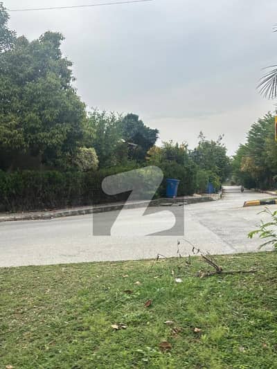 10 Marla Residential Plot For Sale J Block, Bahria Town Phase 8