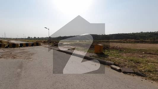 In Bahria Town Phase 8 - Bahria Orchard 10 Marla Residential Plot For Sale