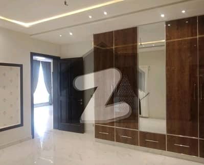 10 Marla Beautiful House For Rent In Gulbahar Block Sector C Bahria Town Lahore