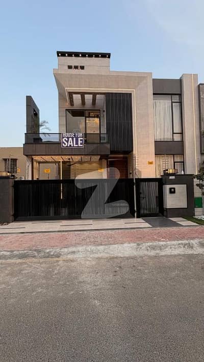 10 MARLA ULTRA MODREN HOUSE FOR SALE IN JANIPER BLOCK SECTOR C BAHRIA TOWN LAHORE