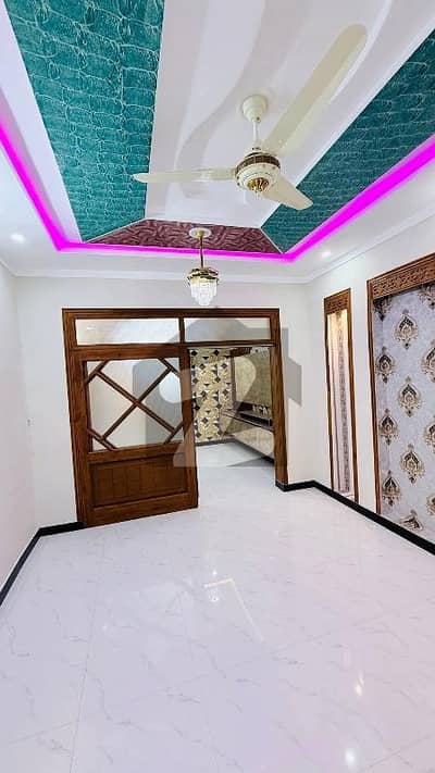 چٹھہ بختاور اسلام آباد میں 3 کمروں کا 5 مرلہ مکان 1.5 کروڑ میں برائے فروخت۔