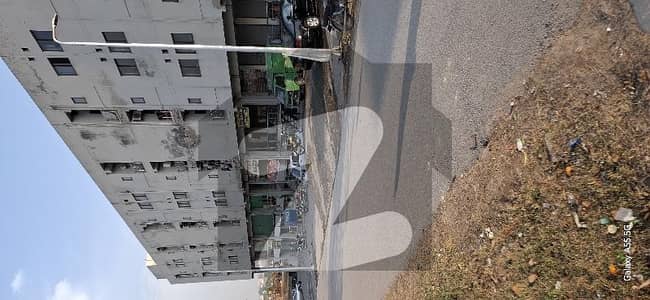 پی ایچ اے ایف آفیسرز ریزڈینسیا کوری روڈ,اسلام آباد میں 2 مرلہ Studio دکان 45.0 ہزار میں کرایہ پر دستیاب ہے۔