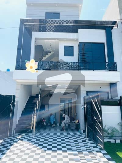 5 Marla Brand New House Ultra Modern Available For Sale