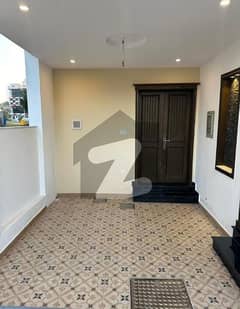 5 Marla Full House Available For Rent On Prime Location And Reasonable Price 5 Marla Full House Available For Rent On Prime Location And Reasonable Price