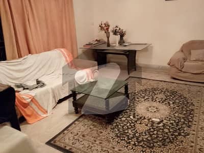 ڈی ایچ اے فیز 2 ڈیفنس (ڈی ایچ اے),لاہور میں 6 کمروں کا 1 کنال مکان 2.4 لاکھ میں کرایہ پر دستیاب ہے۔