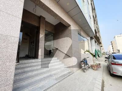 المرتضی کمرشل ایریا ڈی ایچ اے فیز 8,ڈی ایچ اے ڈیفینس,کراچی میں 8 مرلہ Studio دکان 9.0 لاکھ میں کرایہ پر دستیاب ہے۔