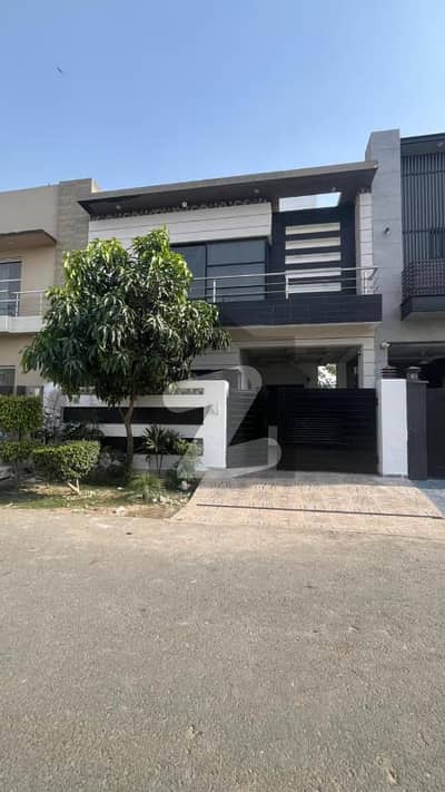 5 Marla Beautiful House For Rent In DHA Phase 9 Town Lahore