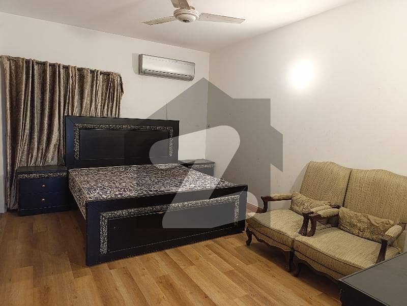 Furnished Room In Eden Avenue Extension Furnished Room In Eden Avenue Extension