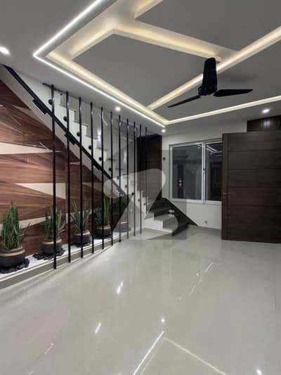 Beautiful Houses Available For Rent G11