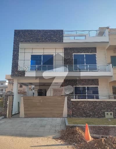 30x60 Beautifull House For Sale In G-13