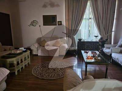 1 Kanal House Available For Rent On Main Road In Faisal Town Block C