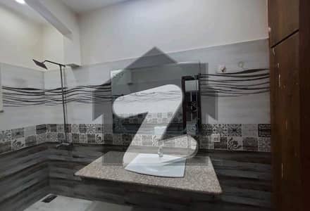 بحریہ سپرنگ بحریہ ٹاؤن سیکٹر B,بحریہ ٹاؤن,لاہور میں 5 کمروں کا 1 کنال مکان 2.9 لاکھ میں کرایہ پر دستیاب ہے۔