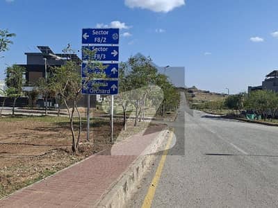 Bahria Orchard 5 Marla Semi Develop plot Available for sale.