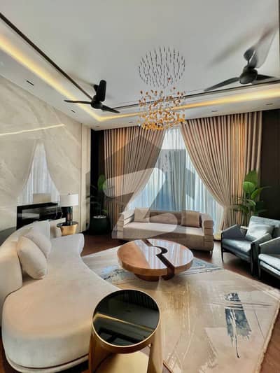 بحریہ ٹاؤن فیز 4 بحریہ ٹاؤن راولپنڈی,راولپنڈی میں 6 کمروں کا 1 کنال مکان 3.5 لاکھ میں کرایہ پر دستیاب ہے۔