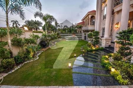 2-Kanal Full Basement 6 Bed Full Furnished Villa For Sale At Top Location