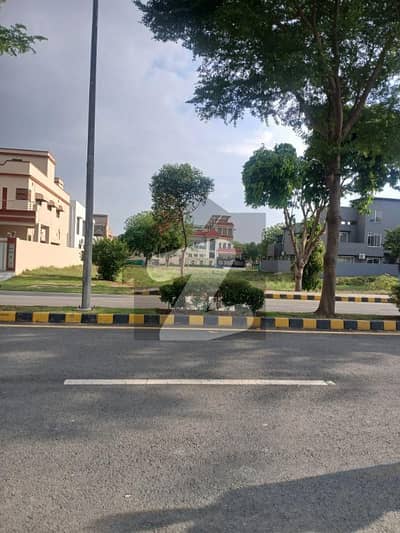 Aesthetic Residential Plot Of 10 Marla For Sale Is Available