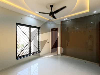 5 Marla House For Sale In Platinum Block | Slightly Used