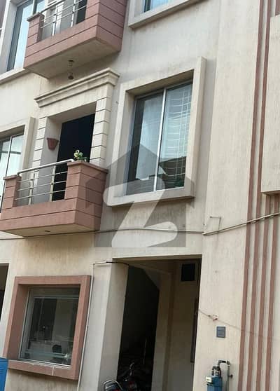 پیراگون سٹی - امپیریل بلاک پیراگون سٹی,لاہور میں 2 کمروں کا 5 مرلہ فلیٹ 1.25 کروڑ میں برائے فروخت۔