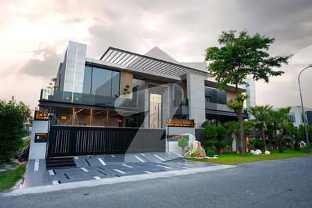 Mohsin ALi Design 5 Bed With Swimming Pool AT top Location Near Dolmen Mall & PKLI