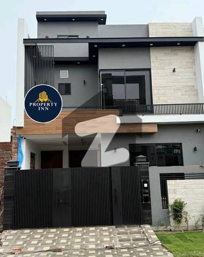 پارک ویو سٹی لاہور میں 4 کمروں کا 5 مرلہ مکان 2.25 کروڑ میں برائے فروخت۔