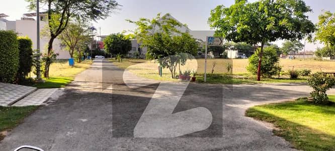 5 Marla Builder Location Plot For Sale In DHA 9 Town