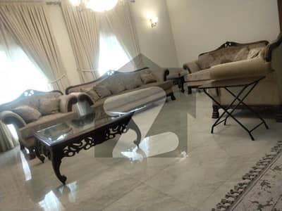 300 YARD BANGALOW FOR RENT
