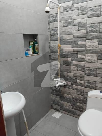 Luxury 2 Bedrooms Attached 3 Bathrooms 1000 Square Feet Flat For Sale