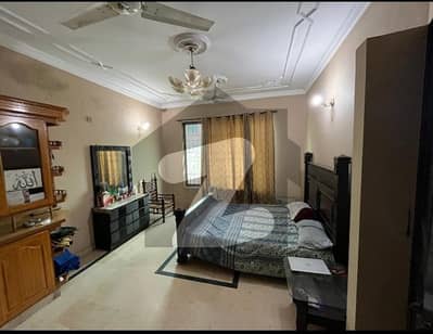 جی ۔ 13/1 جی ۔ 13,اسلام آباد میں 4 کمروں کا 4 مرلہ مکان 3.25 کروڑ میں برائے فروخت۔