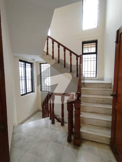 Upper portion for rent