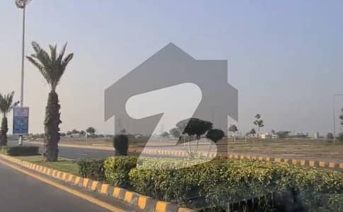 ڈی ایچ اے 9 ٹاؤن ڈیفنس (ڈی ایچ اے),لاہور میں 5 مرلہ رہائشی پلاٹ 1.25 کروڑ میں برائے فروخت۔