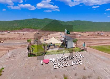 مارگلہ انکلیو مارگلہ ایونیو,اسلام آباد میں 1 کنال رہائشی پلاٹ 6.5 کروڑ میں برائے فروخت۔